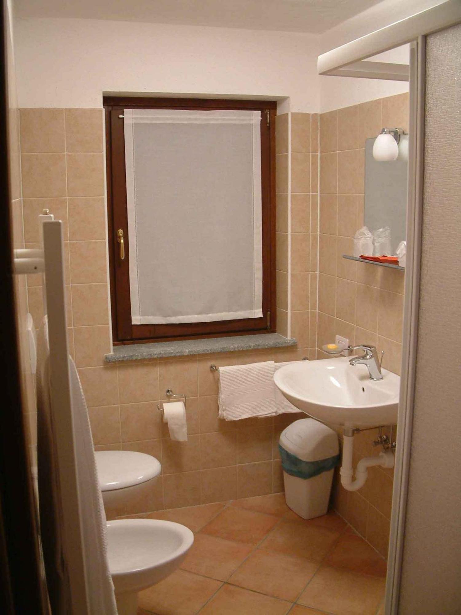 Agriturismo Les Hiboux Brusson Exterior photo